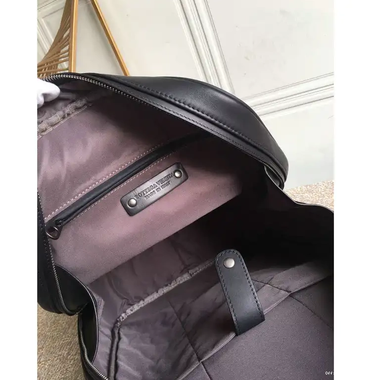 Official Brother Sam Veneta Bag 2108SF0219 Bottega 0822